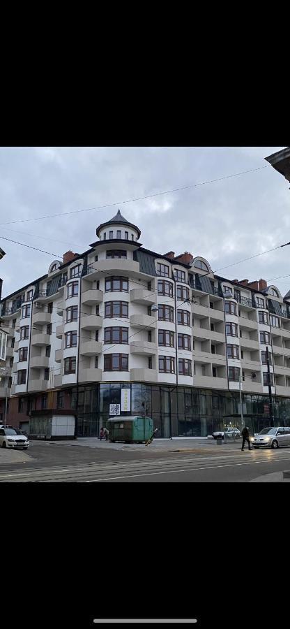Apartment In Khmelnytsky Street Lviv Bagian luar foto