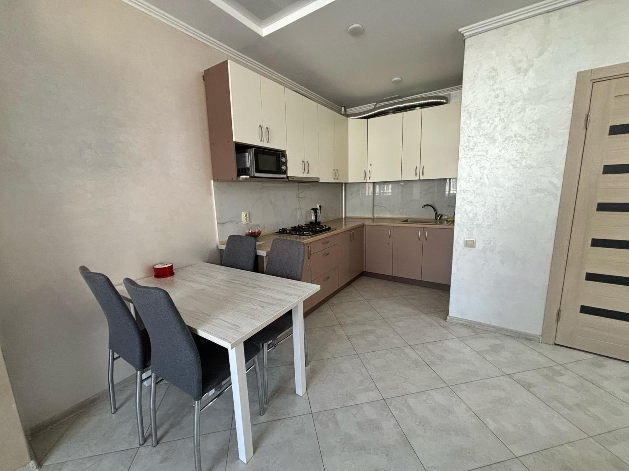 Apartment In Khmelnytsky Street Lviv Bagian luar foto