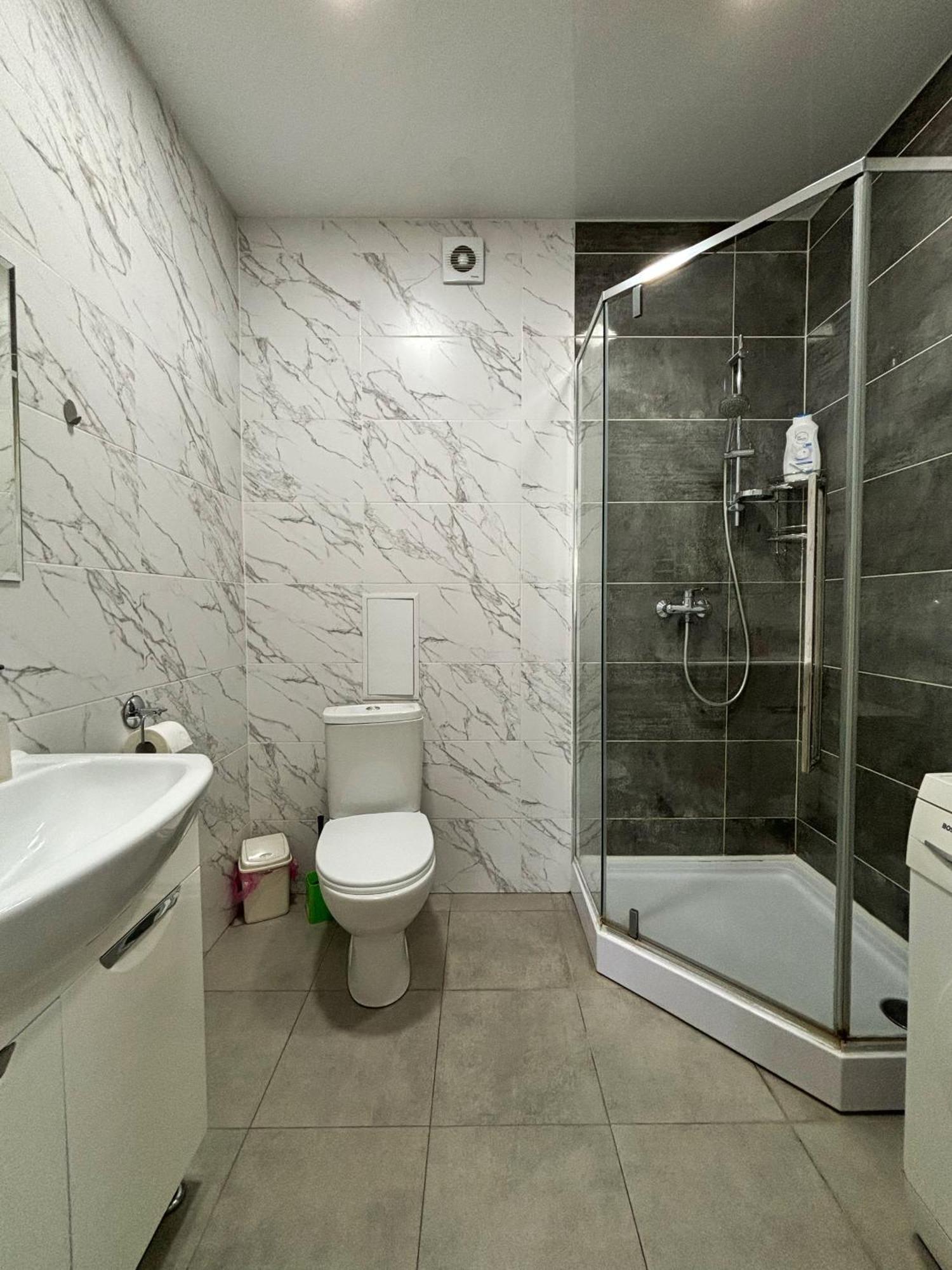 Apartment In Khmelnytsky Street Lviv Bagian luar foto